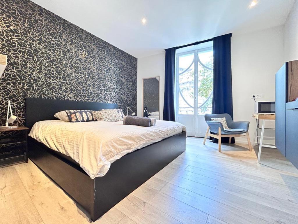 Tour D'Auvergne - Appartements En Plein Centre Ville, Proche De La Cathedrale Et De La Place De Jaude Clermont-Ferrand Exteriér fotografie