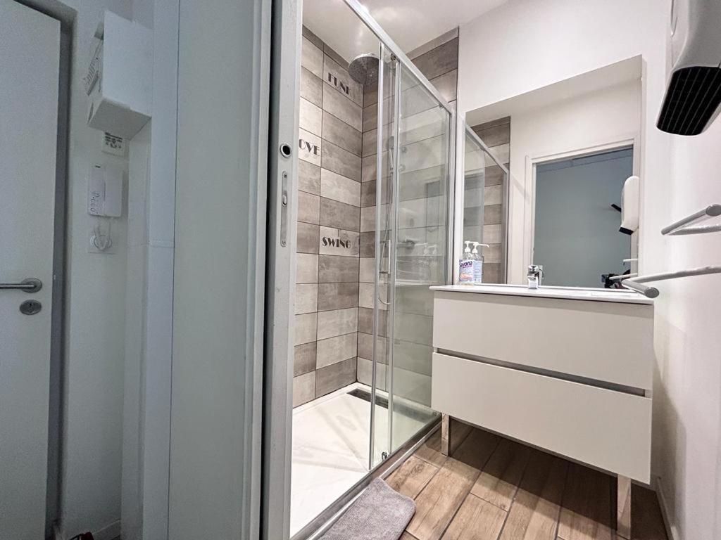 Tour D'Auvergne - Appartements En Plein Centre Ville, Proche De La Cathedrale Et De La Place De Jaude Clermont-Ferrand Exteriér fotografie