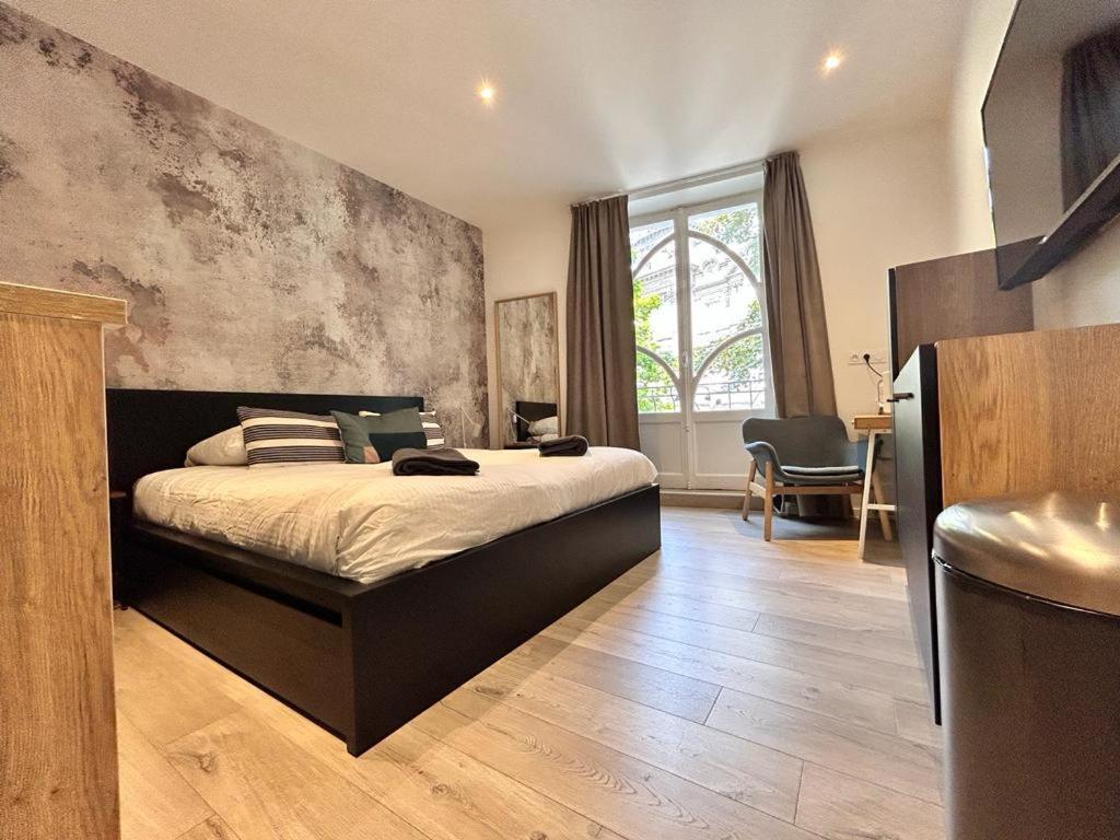 Tour D'Auvergne - Appartements En Plein Centre Ville, Proche De La Cathedrale Et De La Place De Jaude Clermont-Ferrand Exteriér fotografie