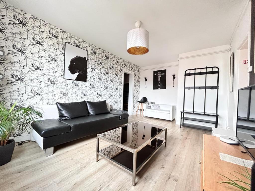 Tour D'Auvergne - Appartements En Plein Centre Ville, Proche De La Cathedrale Et De La Place De Jaude Clermont-Ferrand Exteriér fotografie